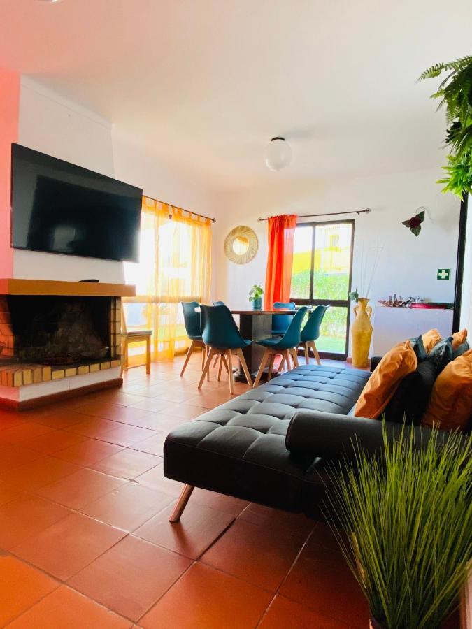 Summer House, Only 2 Minutes To The Beach In Vilamoura! Villa Exterior foto