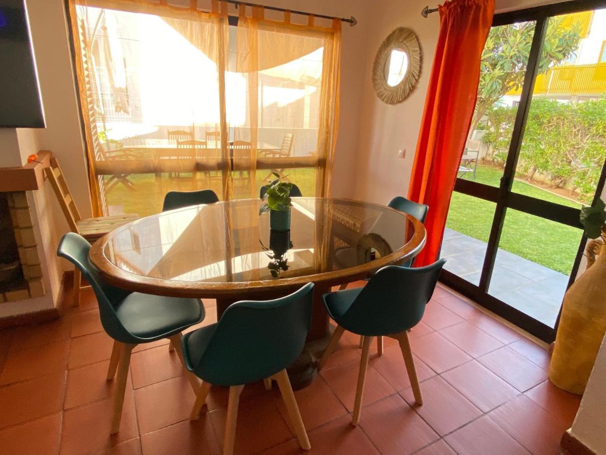 Summer House, Only 2 Minutes To The Beach In Vilamoura! Villa Exterior foto